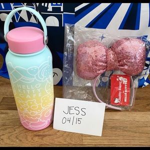 Hello Kitty 32 oz Thermos